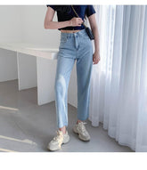 Lässige Jeans mit hoher Taille und Knöchellänge